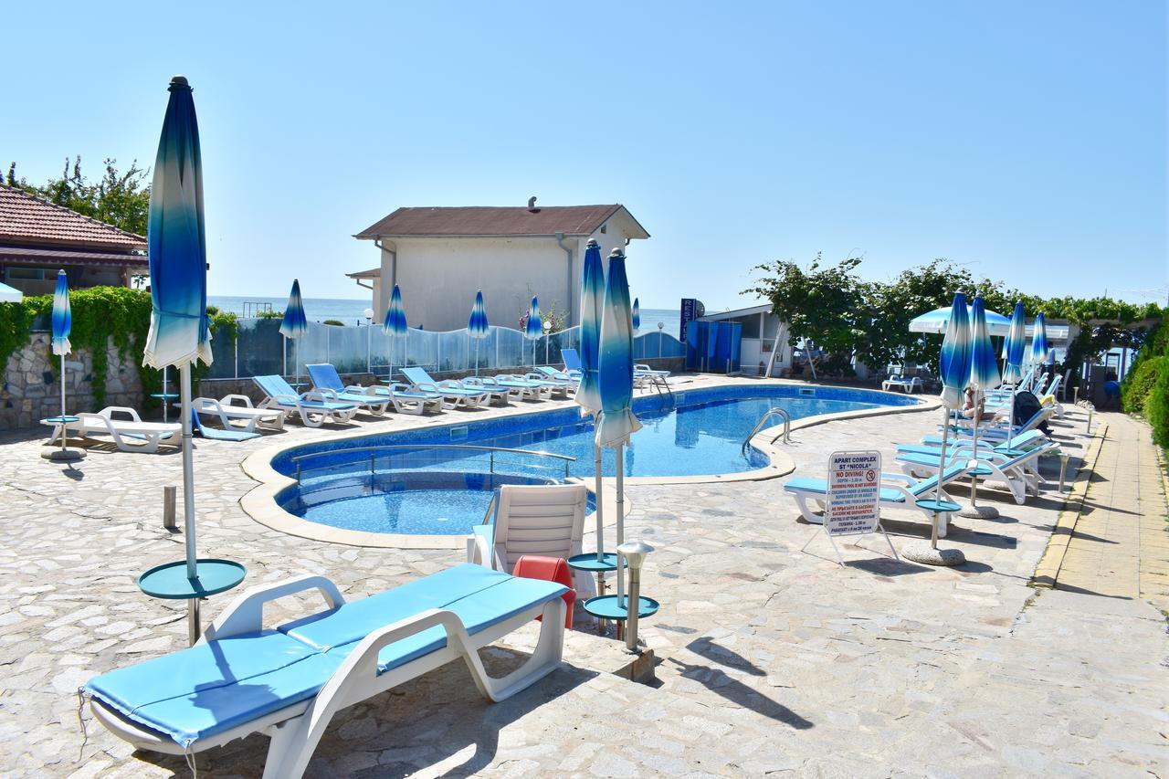 Nushev Hotel Sveti Vlas Eksteriør billede