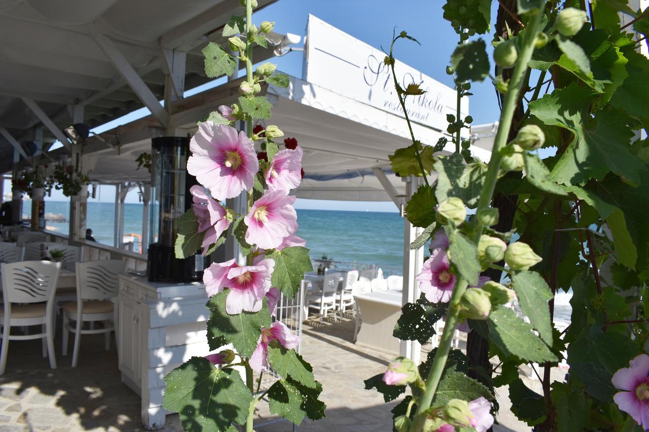 Nushev Hotel Sveti Vlas Eksteriør billede