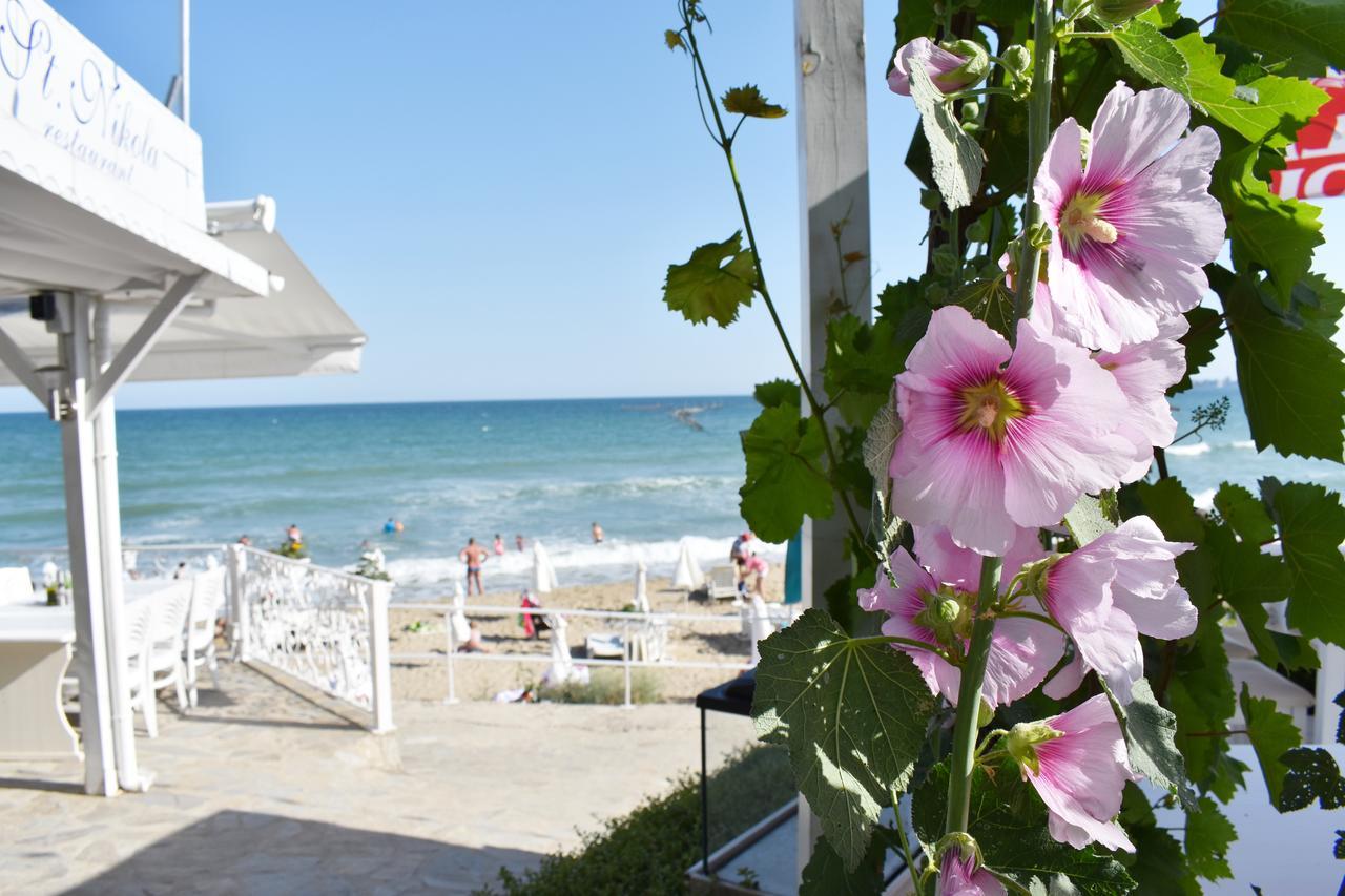 Nushev Hotel Sveti Vlas Eksteriør billede